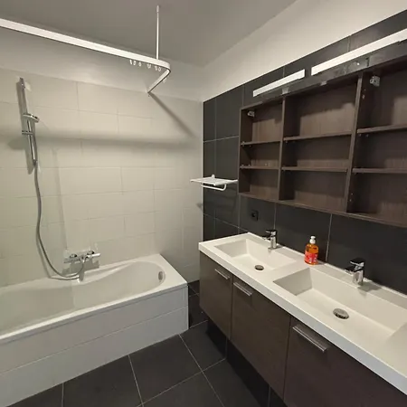 Stylish, Modern & Spacious In