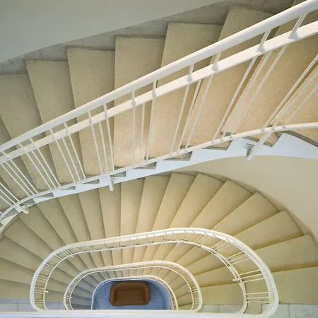 B-aparthotel Grand Place Aparthotel