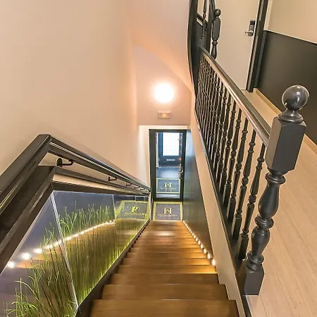 アゴラ グランプラス ホテル 3*