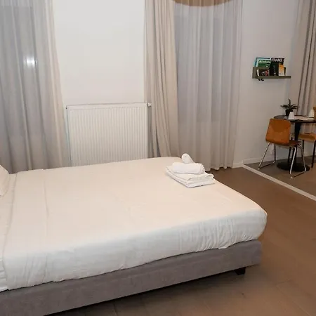 402 Avenue Louise Apartment Brussels