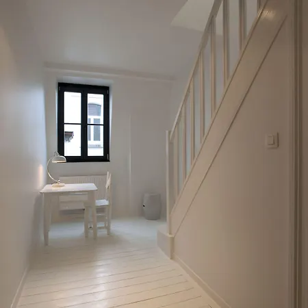 La Maison Haute Penzion Brusel