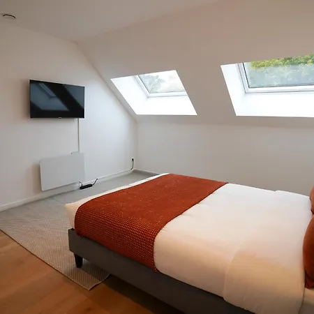 Douvres 7 * Brussels