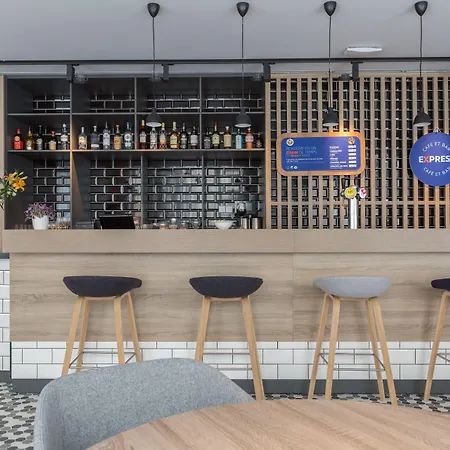 Express Brussels-grand-place By Ihg Hotel Brussel