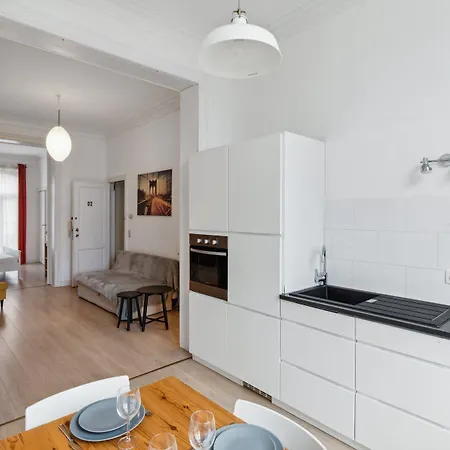 Apartament Lantsheere 11 - Self Check In By Homenhancement *