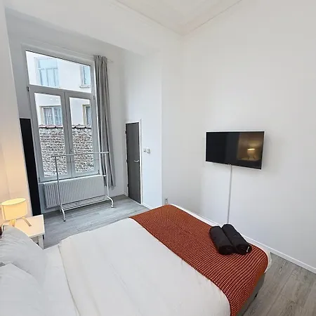 Fernand Cocq Apartman *