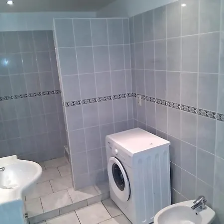 Дом отдыха House Near Forest 125 M² For 6 Guests Брюссель