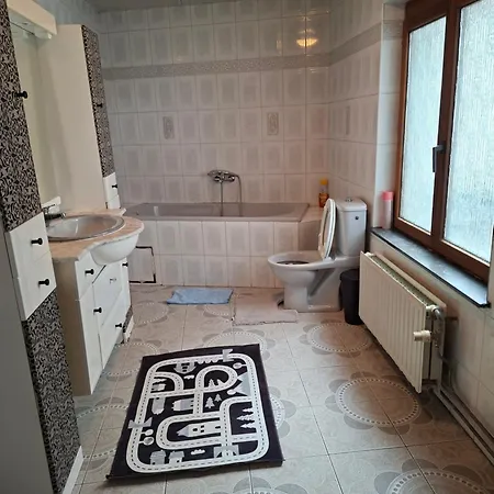 Dans Un Immeuble Pansiyon