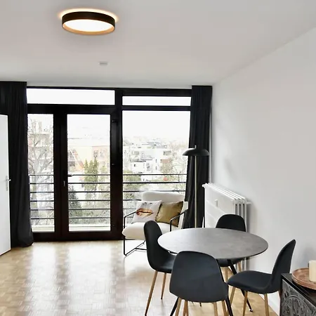 Apartment Avenue Louise Skyline View *