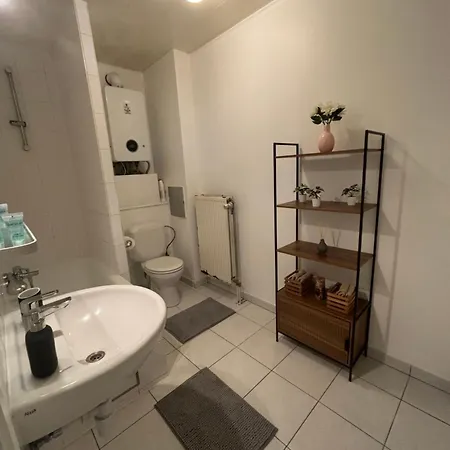 Modern 1br And Sofa Bed Near Airport * Brussels