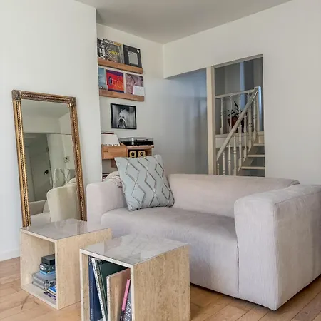 Cosy In Near Chatelain * Bruksela