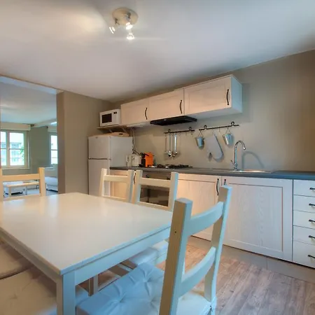 Apartament Be And Be Sablon 11