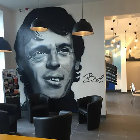 Midi Station Отель