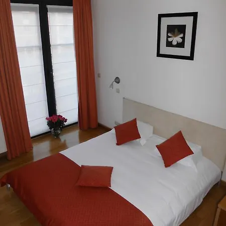 アパート & Housingbrussels ブリュッセル