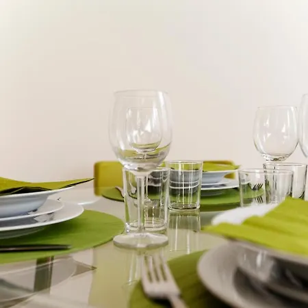 Louise Uptown Apartman *