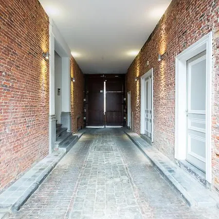 Loft In The Heart Of *