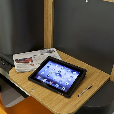Hotel Easyhotel Centre