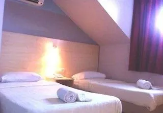 Midi Station Отель