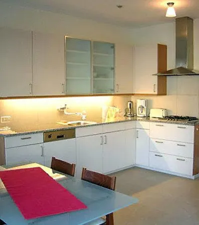 & Housingbrussels アパート ブリュッセル