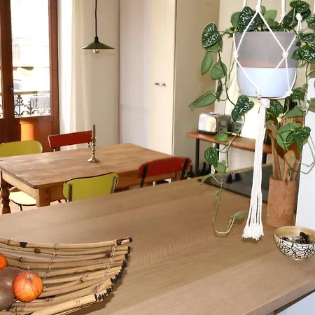 Near Horta/louise 1 Bedroom * Bruselas