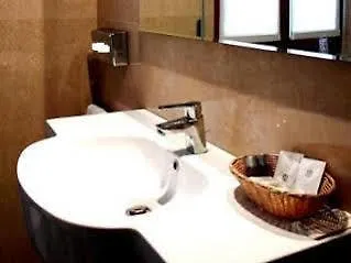 باري 2* بروكسل