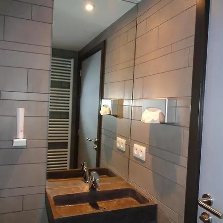 الشباب Brxxl 5 Centre