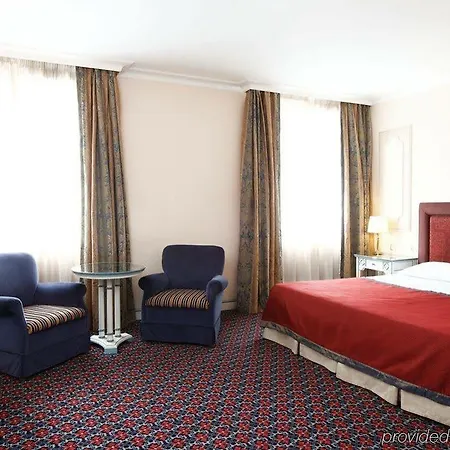 Otel Nh Collection Grand Sablon 4*