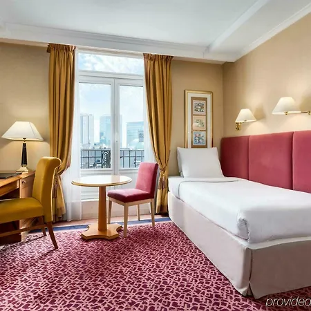 Hotel Nh Collection Centre 4*