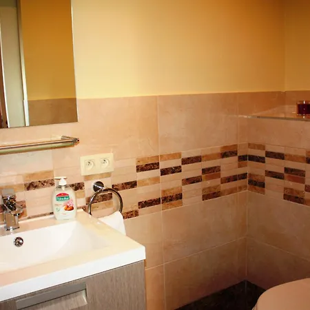 Eu فندق مبيت وإفطار