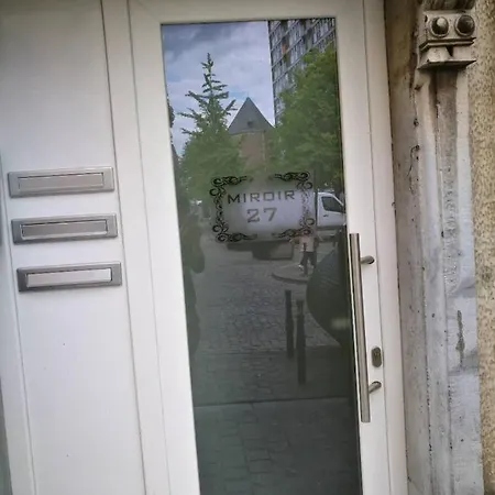 Miroir27 בריסל