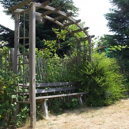 Jolie Maison Dans Ecrin De Verdure A