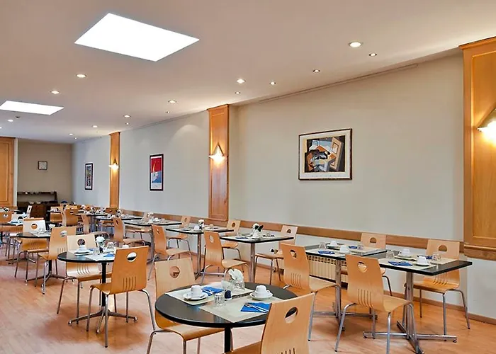 Hotel Brussels Otel Brüksel