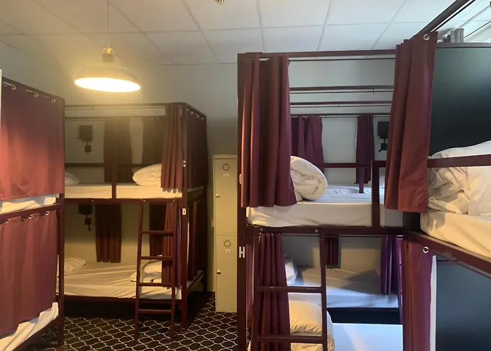 Hotell Safestay Grand Place 3*