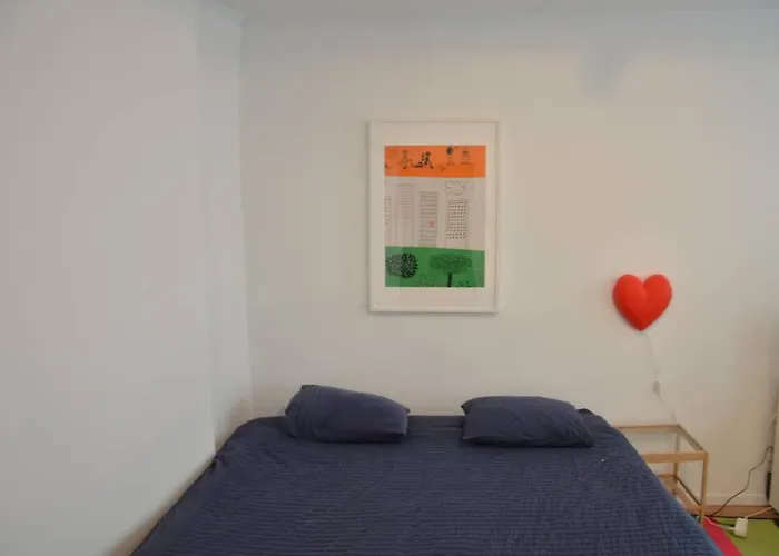 Nice Studio In Marolles Apartment *