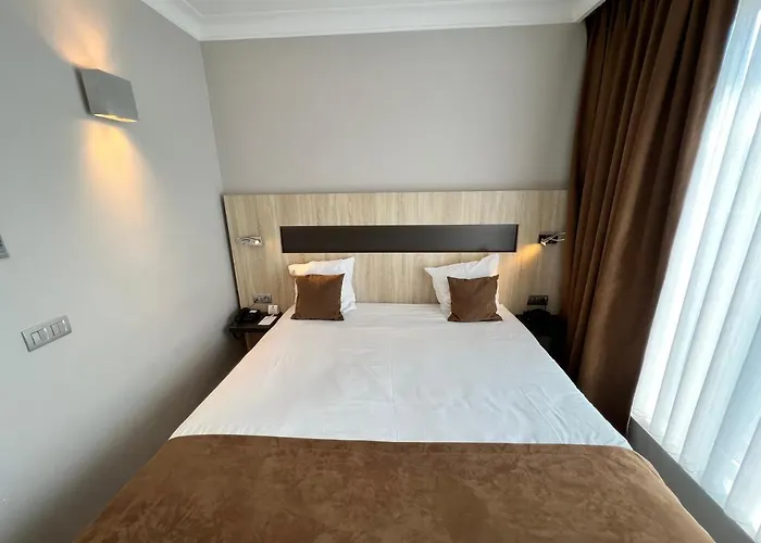 Hotel Western Royal Centre