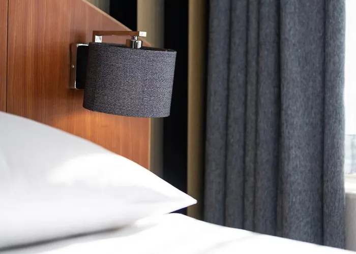 Aris Grand Place Отель Брюссель