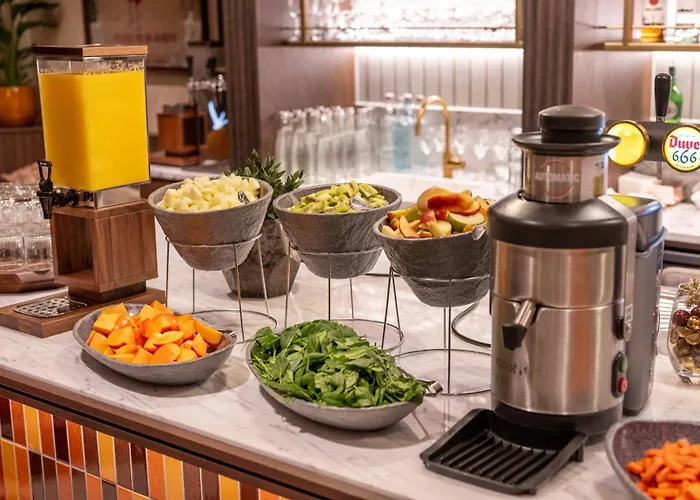 Отель Marriott Grand Place