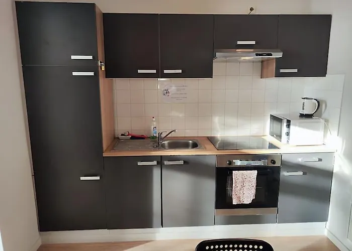 شقة Studio Entier Avec Balcon - Tour Et Taxis