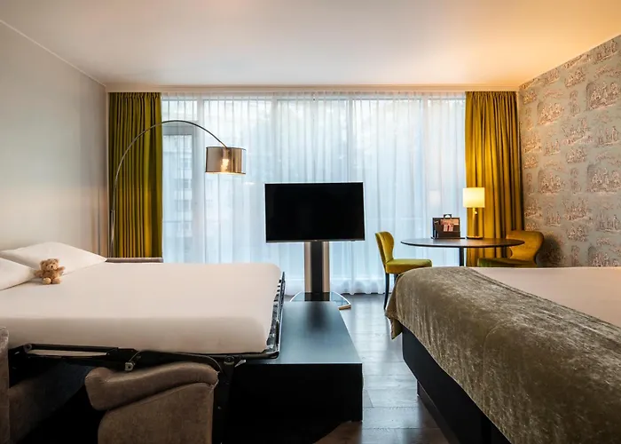 Thon Bristol Stephanie