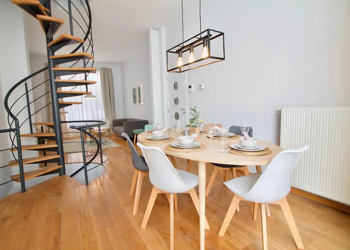 Appartement Heart Of Grand Place - Stunning 3br Triplex *