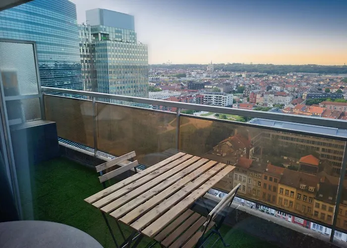 Apartment Avec Vue Panoramique Et Parking Gratuit Brussels