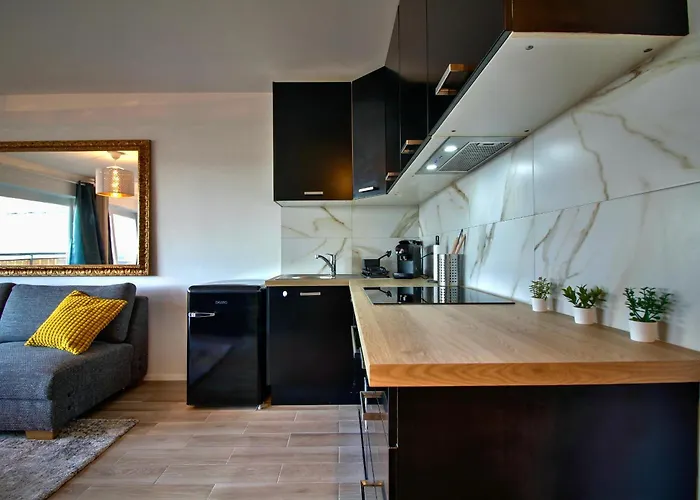 Avec Vue Panoramique Et Parking Gratuit Brussels