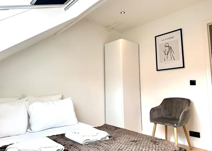 My Haus European Commision Bed & Breakfast