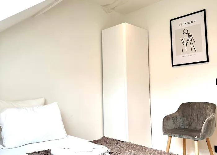 My Haus European Commision Bed & Breakfast