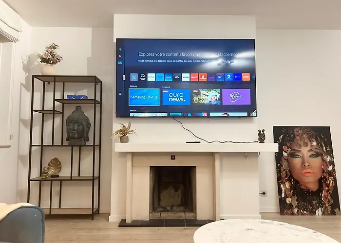 Charming Two Bedroom Flat - Nato - Apartman Brüsszel