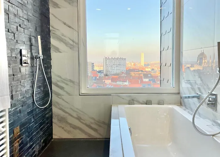 Lovely Loft In Panoramic View! Apartment