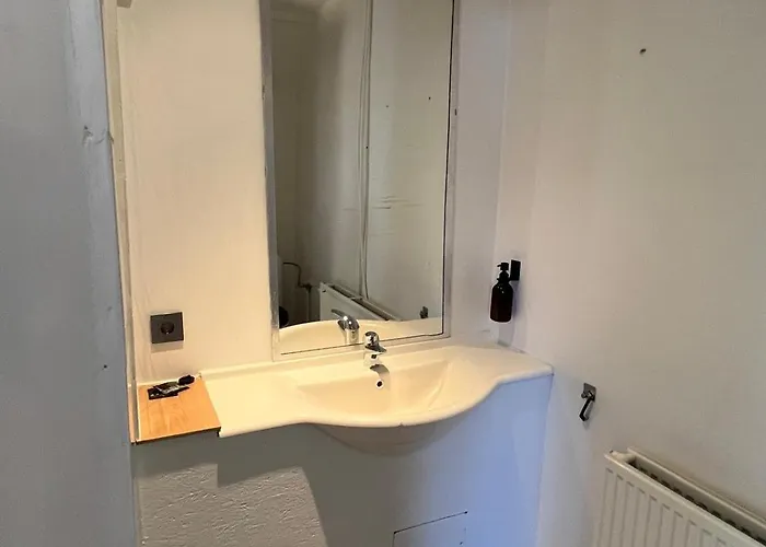 European District Thirteen شقة *