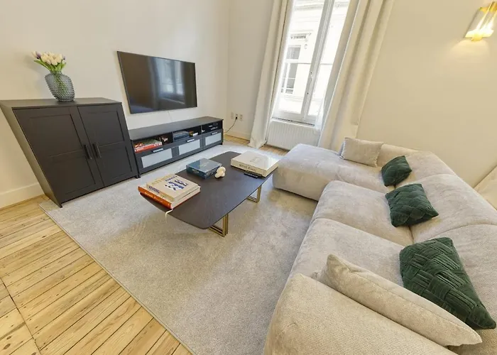 In The Hyper-center Brusel