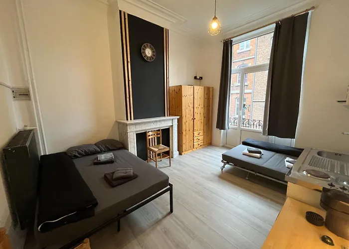 European District Guest house *