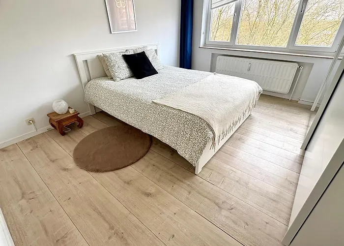 Apartman Charming Two Bedroom Flat - Nato - *