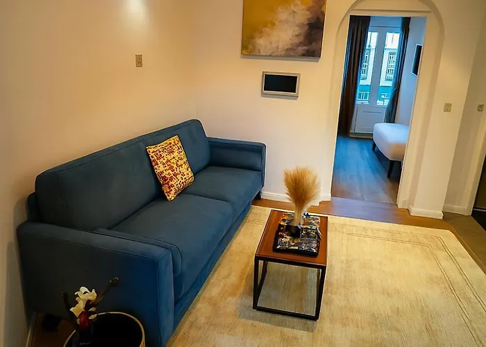 Center Oasis Apartment *